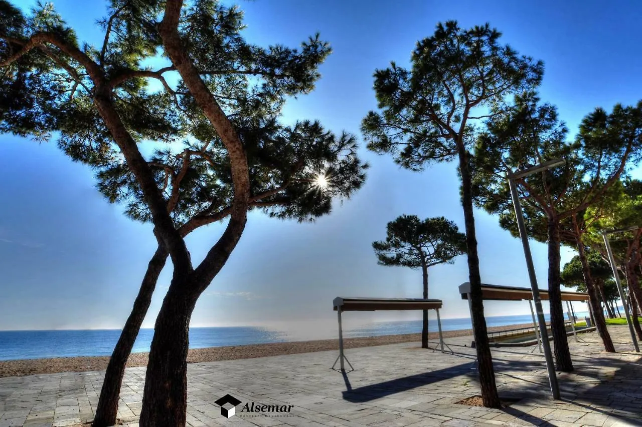 Catalunya Apartament Per 4 Persones En Edifici Del Passeig Maritim Amb Vistes Sobre La Vall D'Aro 플라티야 다로